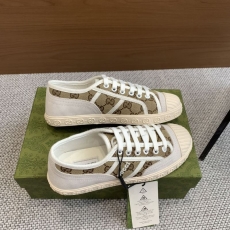 Gucci Low Shoes